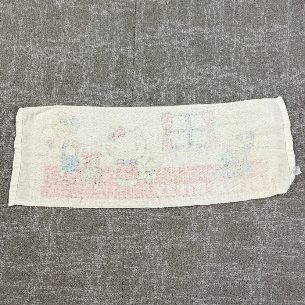 Vintage 70s Hello Kitty Sanrio Hand Towel